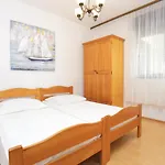 By The Sea Marina, Trogir - 9035 Apartment Marina