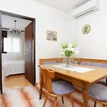 By The Sea Marina, Trogir - 9035 Apartment Marina