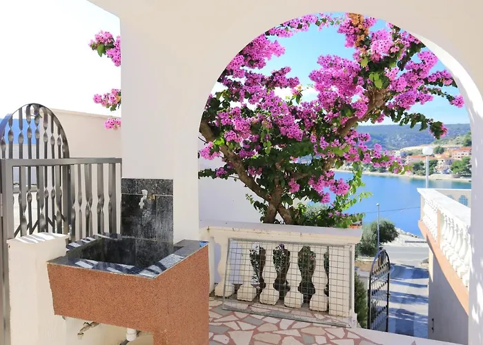 Apartman By The Sea Marina, Trogir - 9035 Marina